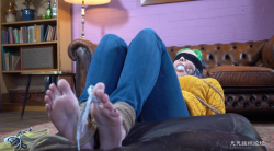 欧美 绿发妹妹捆绑tk