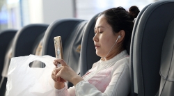 【abcjp系列】时尚性感美女的薄肉丝美腿搭配商务高跟鞋显得特别迷人诱惑啊,撬开高跟看到丝袜足弓太性感了!34张